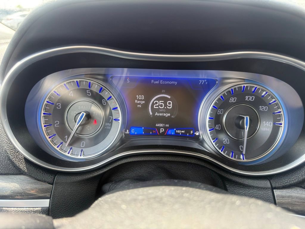Used 2020 Chrysler 300 Touring L w/ Quick Order Package 2EF RWD image 17