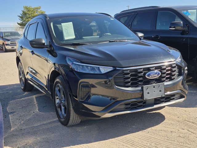 Used 2023 Ford Escape ST-Line w/ Tech Pack #1 image 3