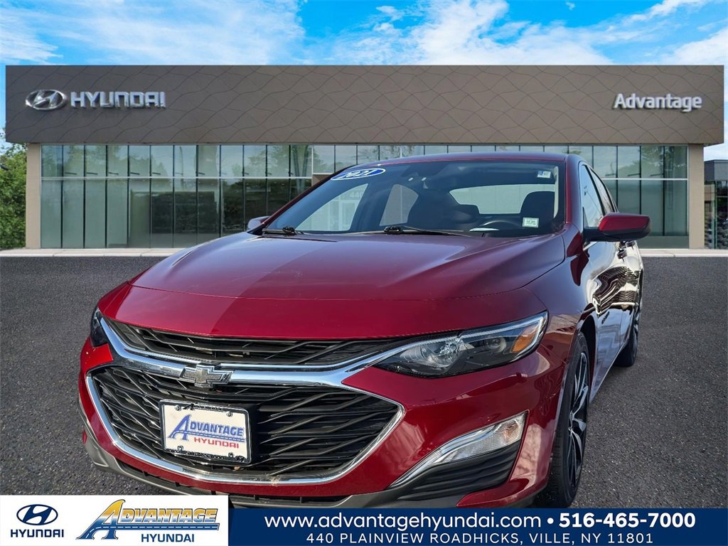 Used 2021 Chevrolet Malibu RS image 1