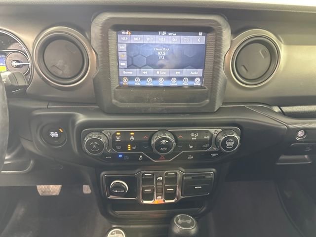 Used 2023 Jeep Wrangler Unlimited w/ Cold Weather Group image 21