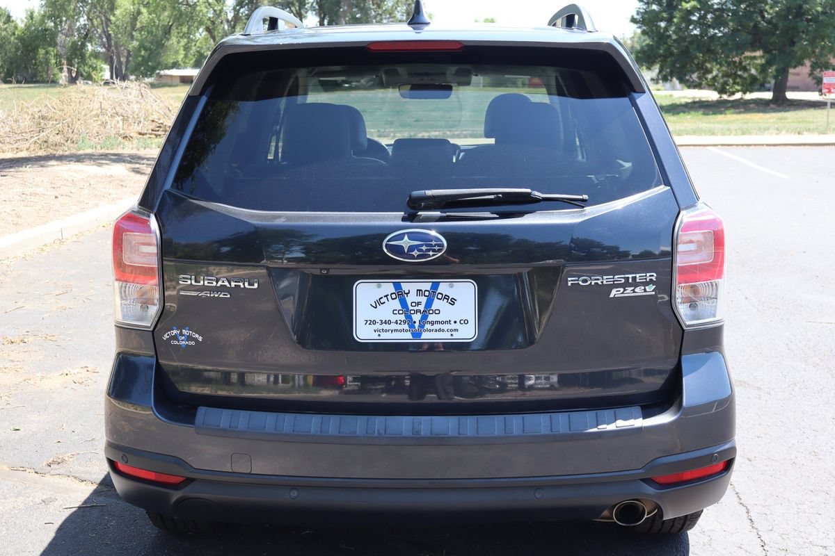 Used 2017 Subaru Forester 2.5i Limited AWD/4WD image 6