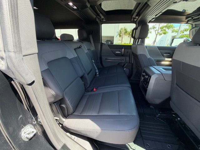 Used 2025 GMC Hummer EV 2X AWD/4WD image 13