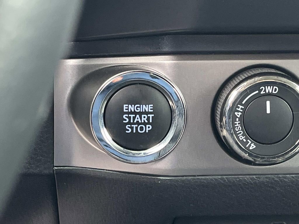 Used 2023 Toyota Tacoma SR5 w/ Technology Package image 33