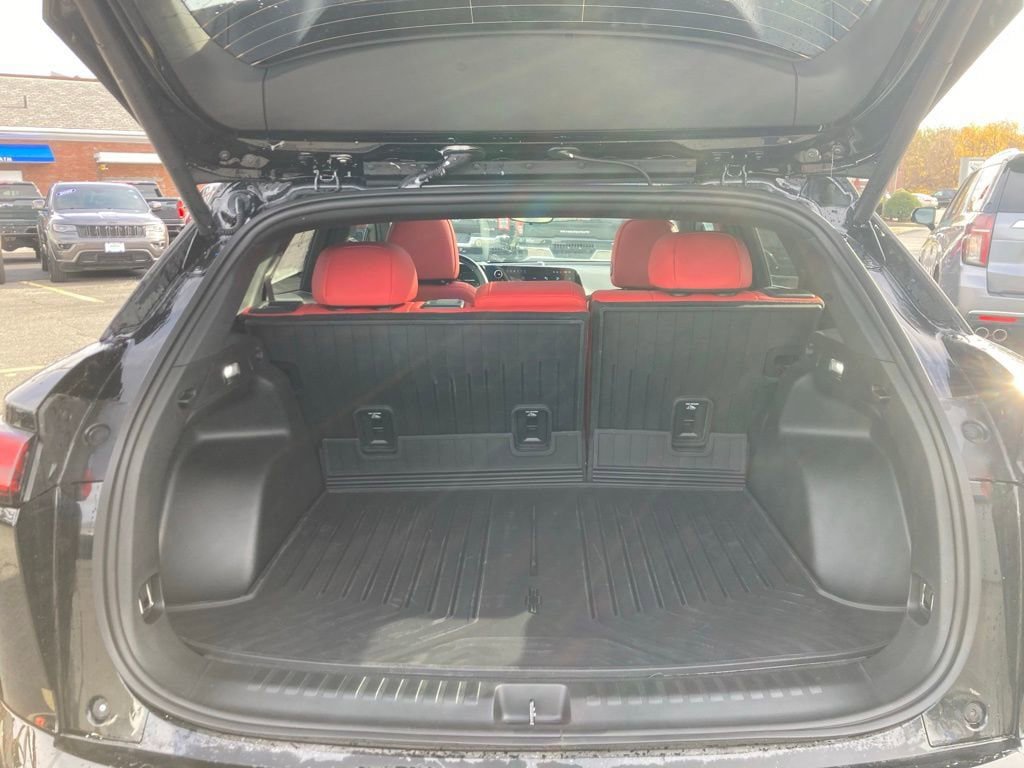New 2026 Chevrolet Blazer EV RS w/ Super Cruise Package AWD/4WD image 19