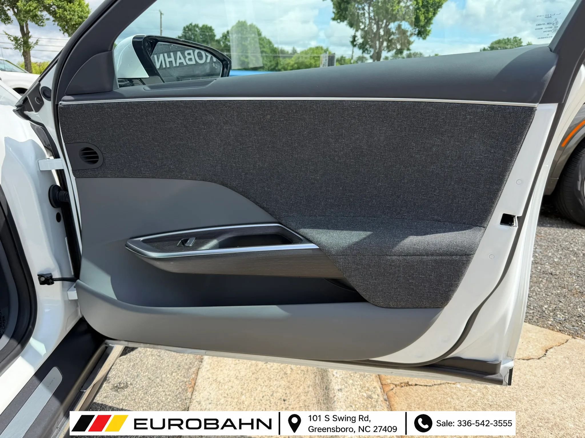 Used 2024 Lucid Air Touring AWD/4WD image 19