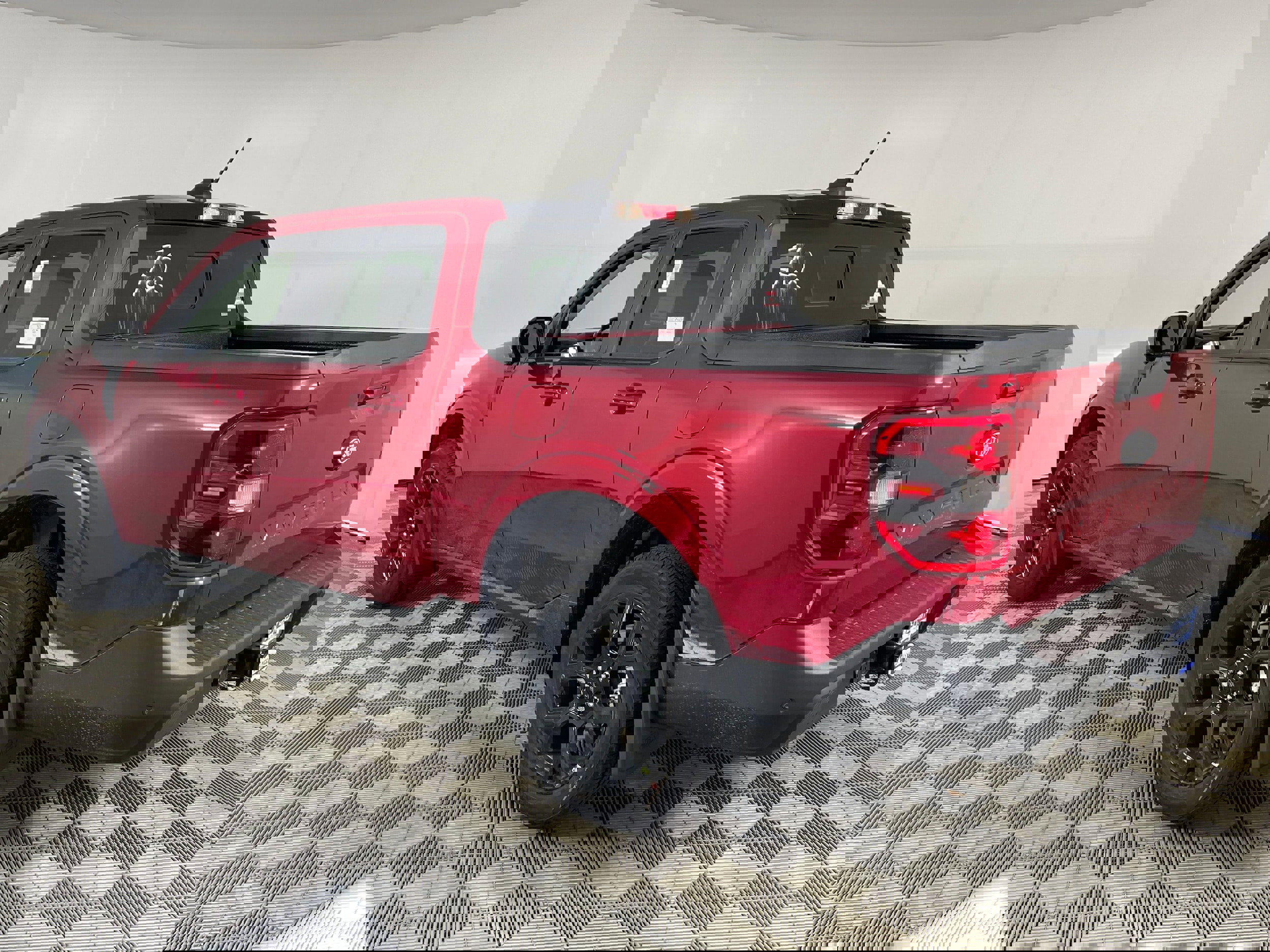 New 2025 Ford Maverick Lariat w/ Black Appearance Package image 5