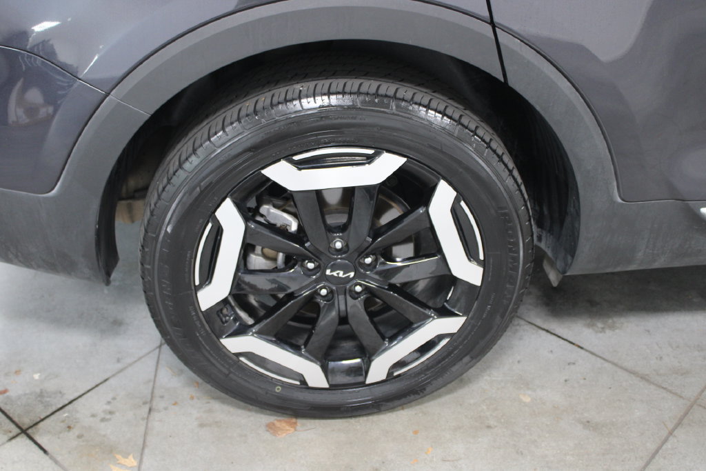 Used 2025 Kia Telluride S FWD image 54