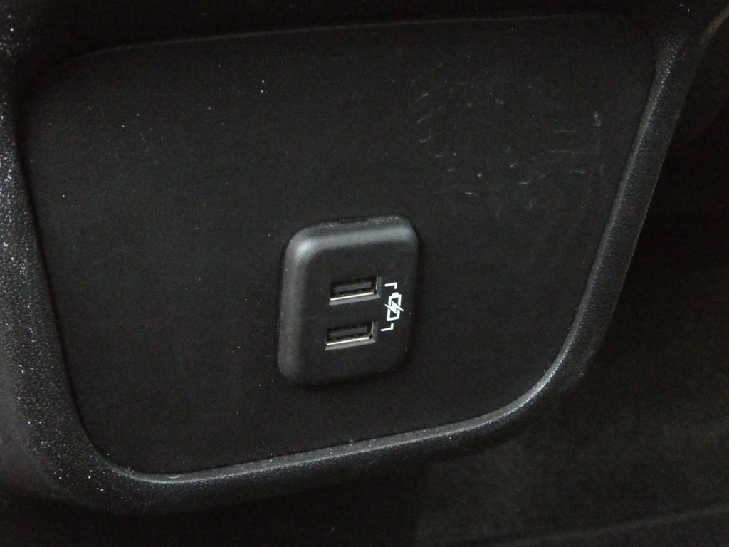 Used 2024 Chevrolet Equinox LT image 37