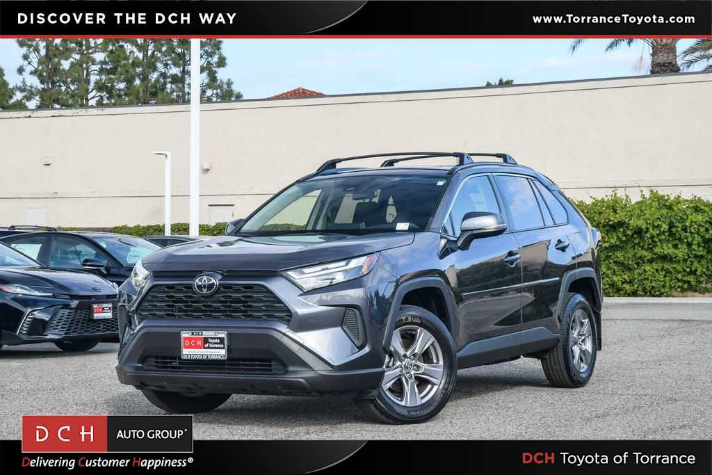 Used 2023 Toyota RAV4 XLE w/ Convenience Package FWD image 1