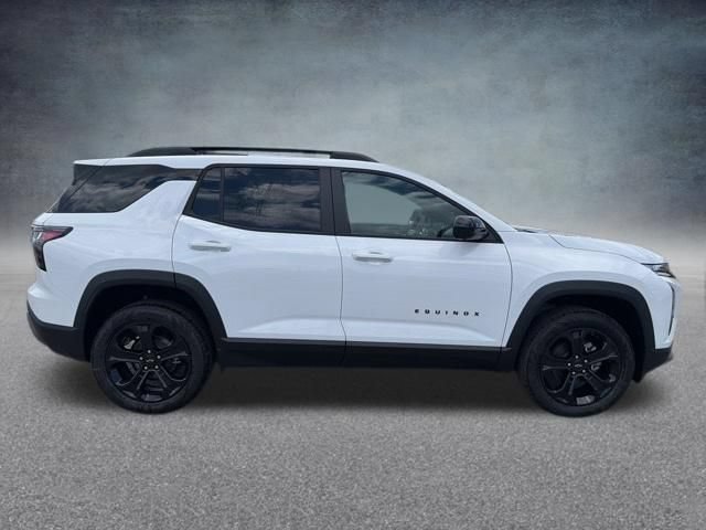 New 2026 Chevrolet Equinox LT w/ Midnight Edition AWD/4WD image 5