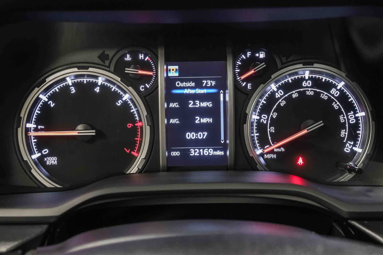 Used 2023 Toyota 4Runner TRD Off-Road Premium w/ Moonroof Package AWD/4WD image 30