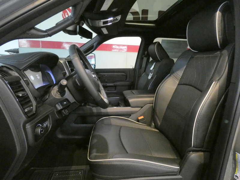 New 2026 RAM 3500 Limited AWD/4WD image 10