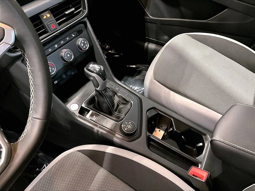 Used 2022 Volkswagen Taos S w/ IQ Drive S Package image 15