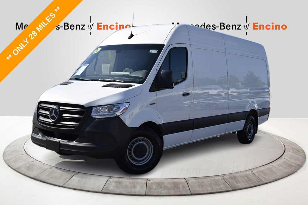 Used 2024 Mercedes-Benz eSprinter 170 Cargo image 1