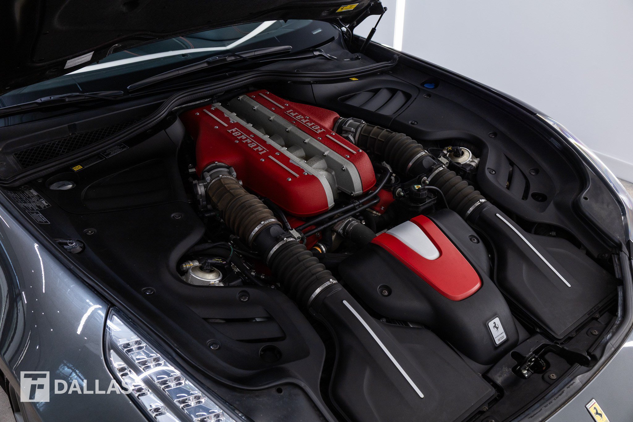 Used 2012 Ferrari FF AWD/4WD image 16