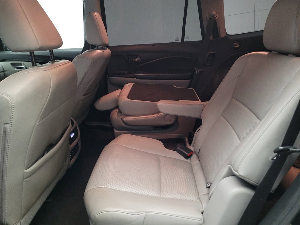 Used 2016 Honda Pilot Elite image 18
