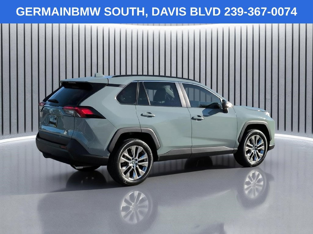 Used 2021 Toyota RAV4 XLE Premium FWD image 5