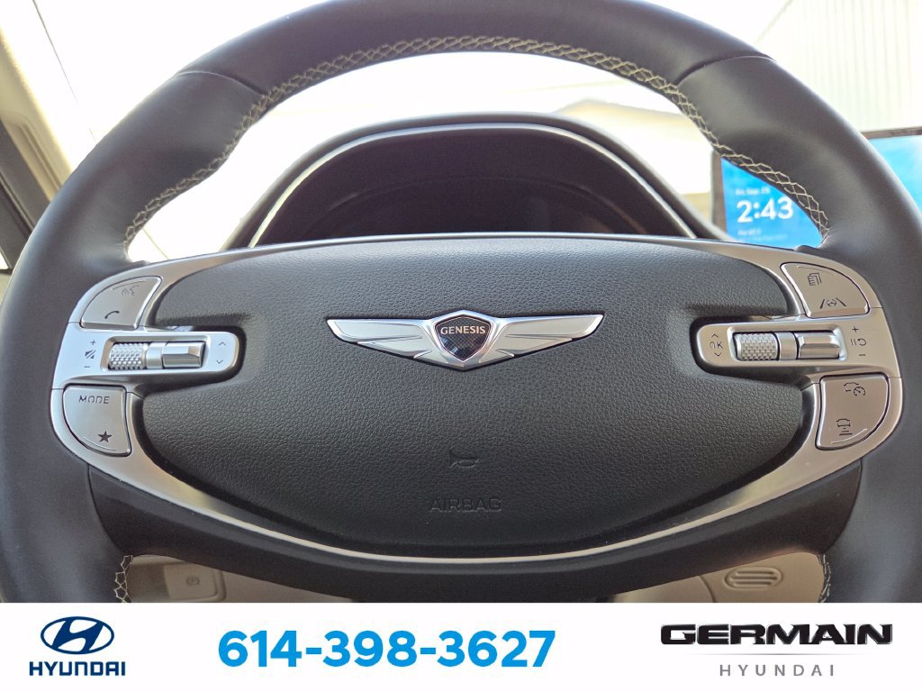 Used 2023 Genesis GV70 2.5T w/ Advanced Package AWD/4WD image 22