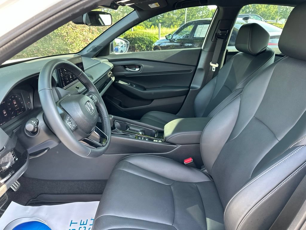 Certified 2025 Honda Accord Sport image 19
