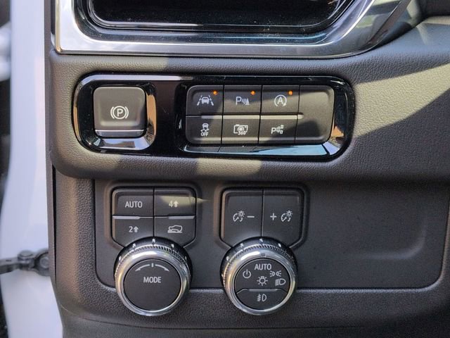 New 2026 GMC Yukon Denali w/ Sun & Power Step Package image 15