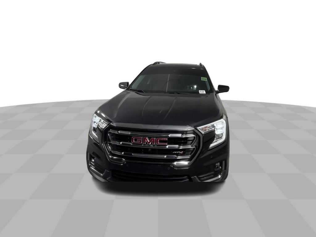 Used 2022 GMC Terrain AT4 w/ Infotainment Package II AWD/4WD image 3