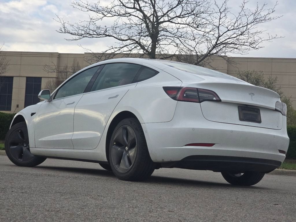 Used 2020 Tesla Model 3 Standard Range Plus image 10