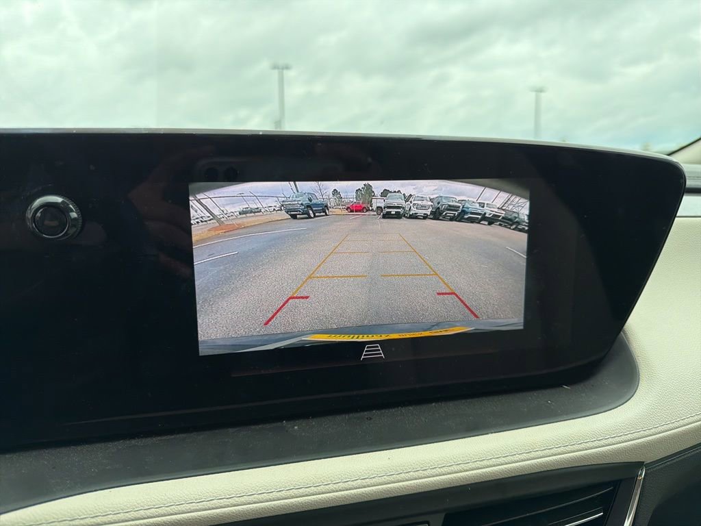 Used 2025 Buick Encore GX Sport Touring image 19