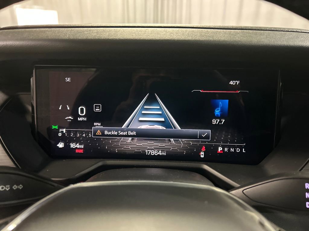 Used 2025 GMC Acadia Elevation image 16