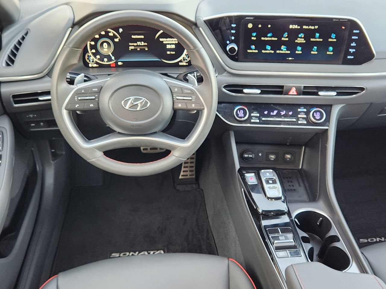 Used 2023 Hyundai Sonata SEL Plus w/ Preferred Accessory Package FWD image 26