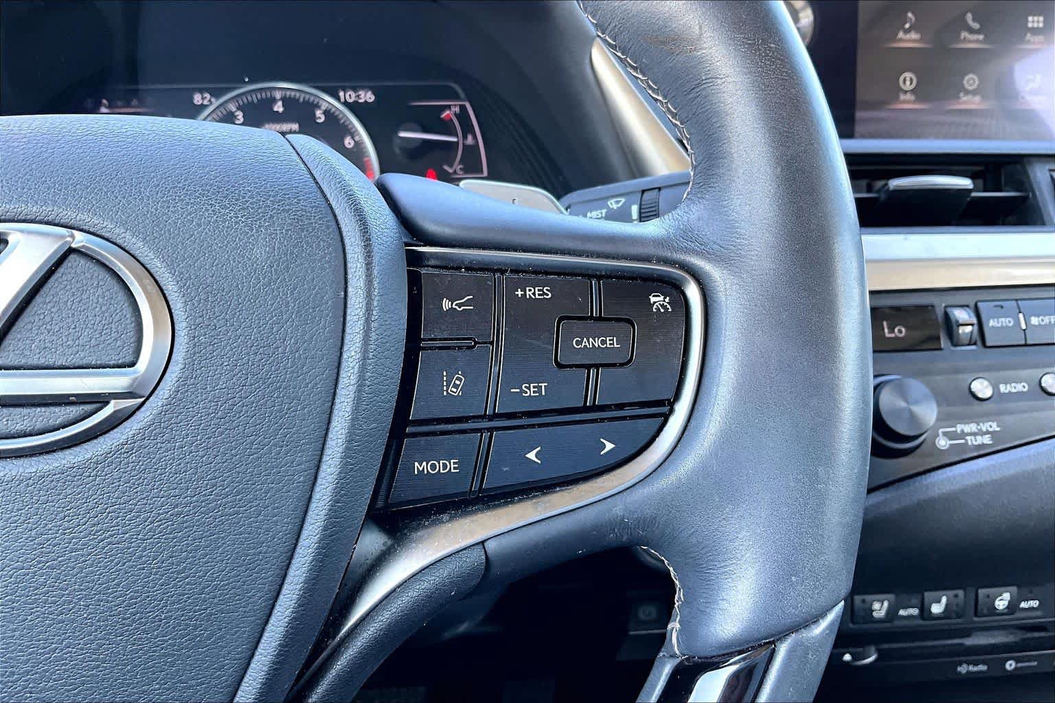 Used 2019 Lexus ES 350 w/ Premium Package FWD image 25