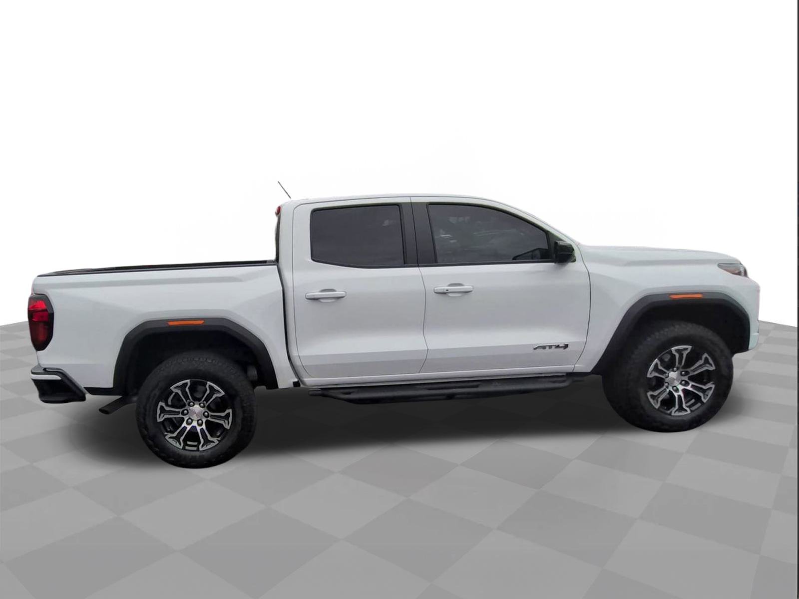 Certified 2025 GMC Canyon AT4 w/ AT4 Premium Package image 8
