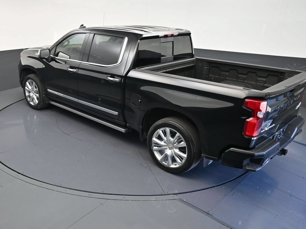 Used 2024 Chevrolet Silverado 1500 High Country AWD/4WD image 15