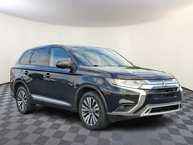 Used 2020 Mitsubishi Outlander ES