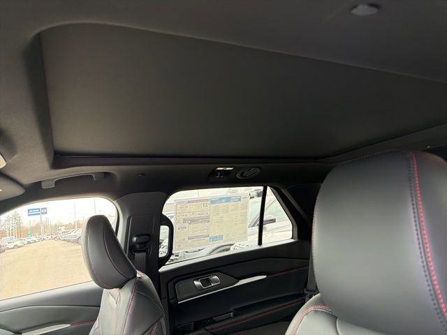 New 2026 Ford Explorer ST-Line image 17