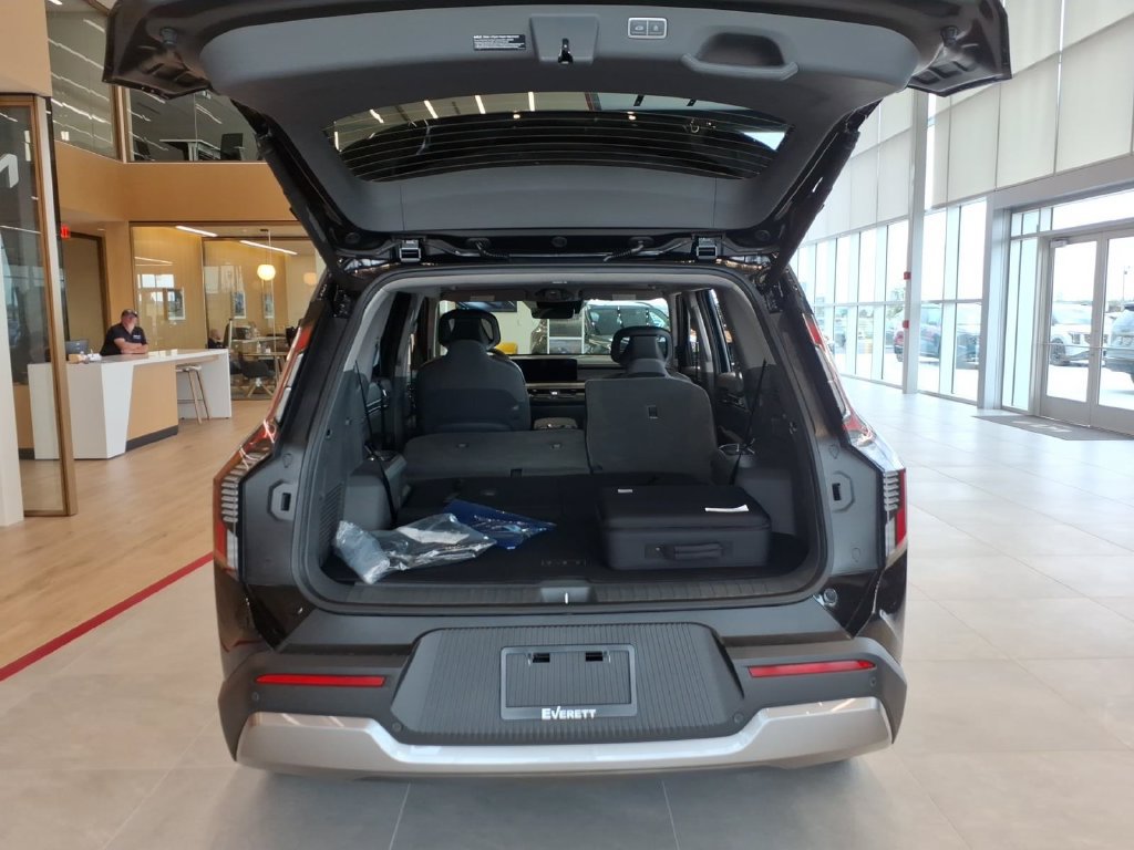 New 2026 Kia EV9 Wind AWD/4WD image 7