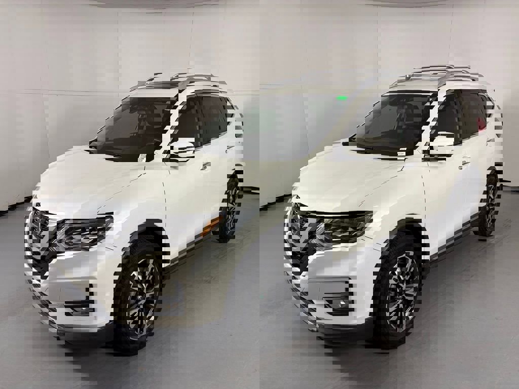 Used 2017 Nissan Rogue SL w/ SL Premium Package image 4