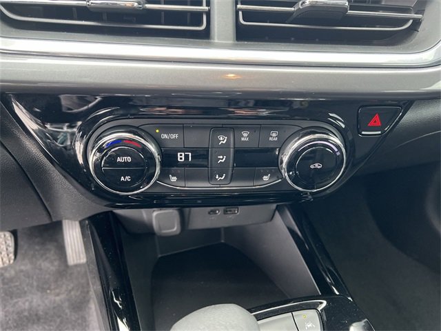 Certified 2024 Chevrolet Trax ACTIV w/ Driver Confidence Package image 16