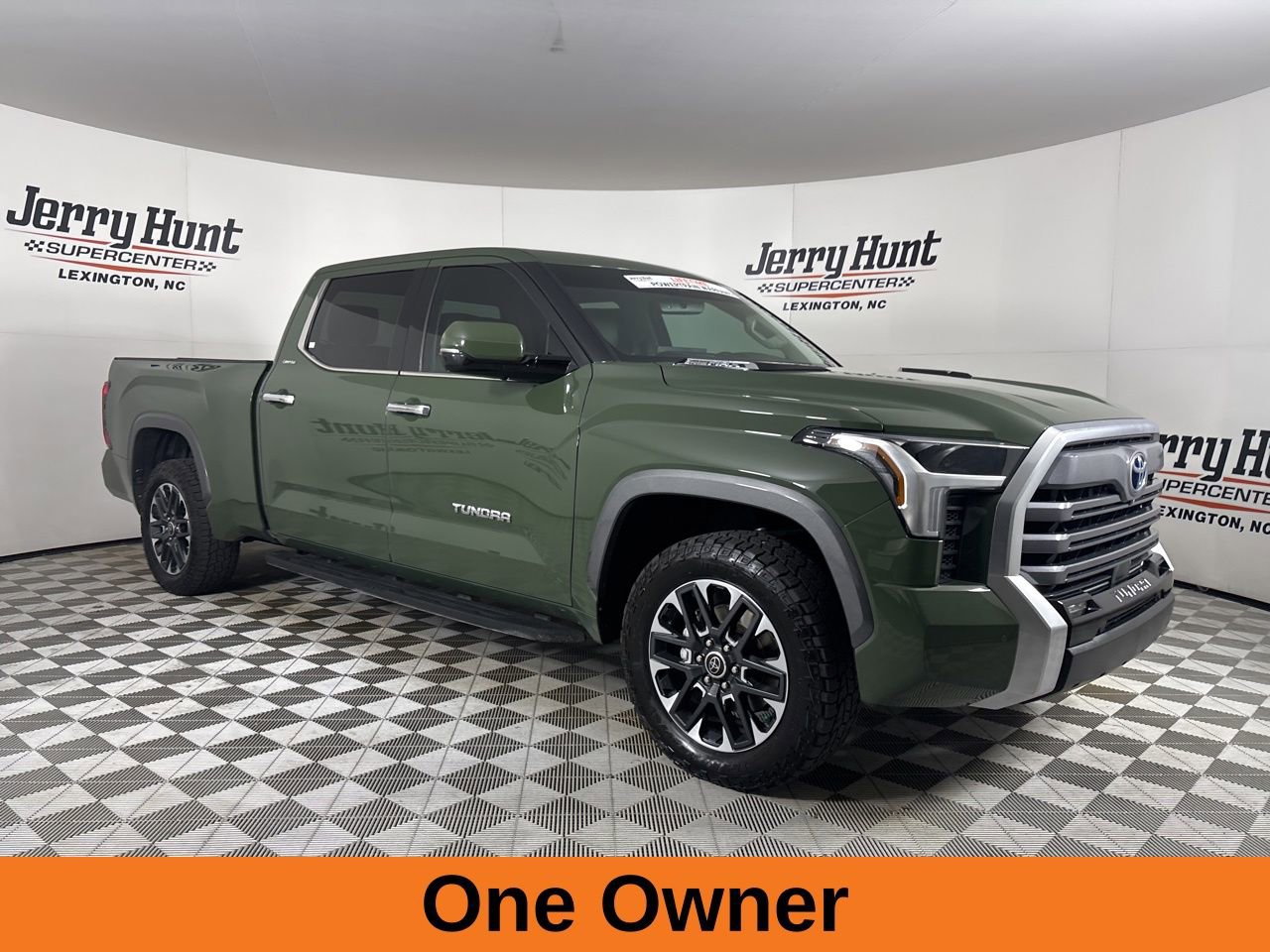 Used 2023 Toyota Tundra Limited image 4