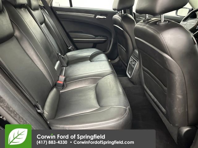 Used 2022 Chrysler 300 Touring L image 14