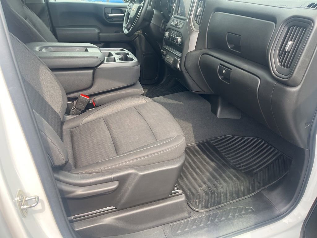 Used 2024 Chevrolet Silverado 2500 Custom w/ Custom Value Package image 28
