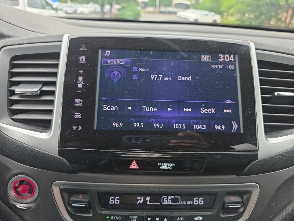Used 2017 Honda Pilot EX-L image 16
