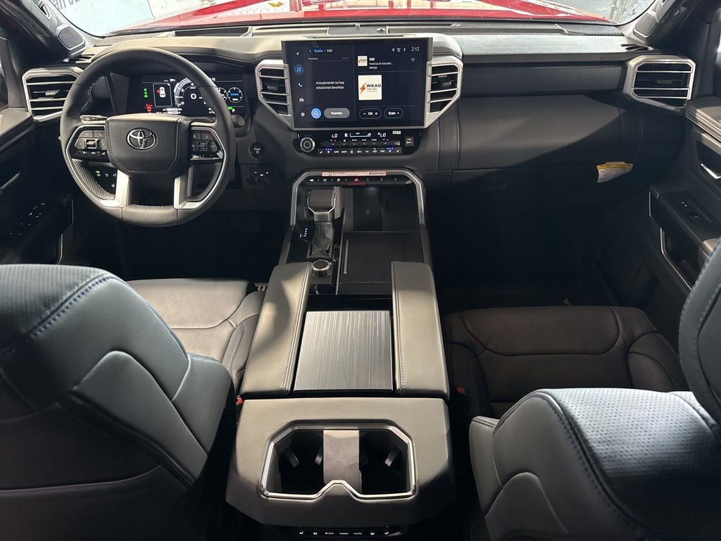 Used 2025 Toyota Sequoia Platinum image 35