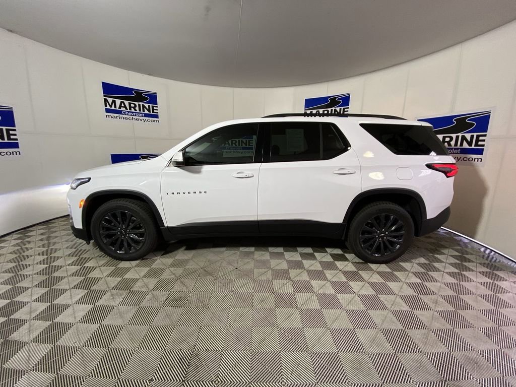 Used 2023 Chevrolet Traverse RS AWD/4WD image 13