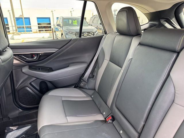 Used 2023 Subaru Outback Onyx Edition image 27