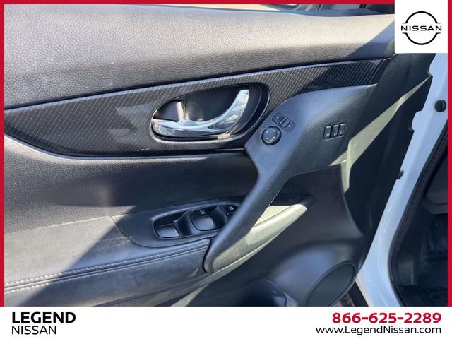 Used 2020 Nissan Rogue SL w/ Premium Package AWD/4WD image 14