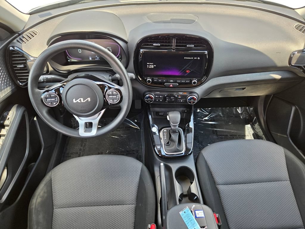 Certified 2023 Kia Soul S FWD image 19