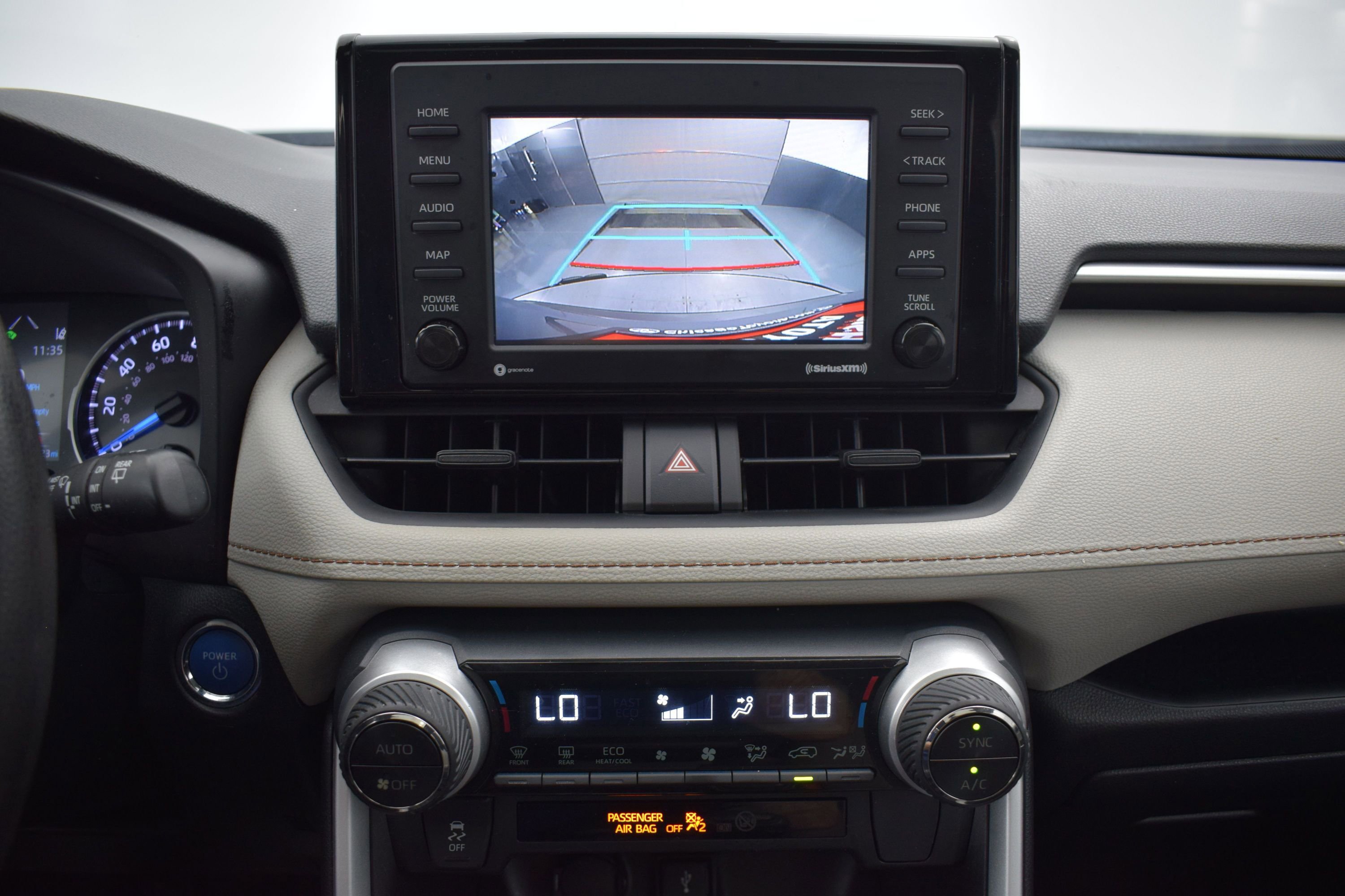 Used 2021 Toyota RAV4 XLE w/ Convenience Package AWD/4WD image 16
