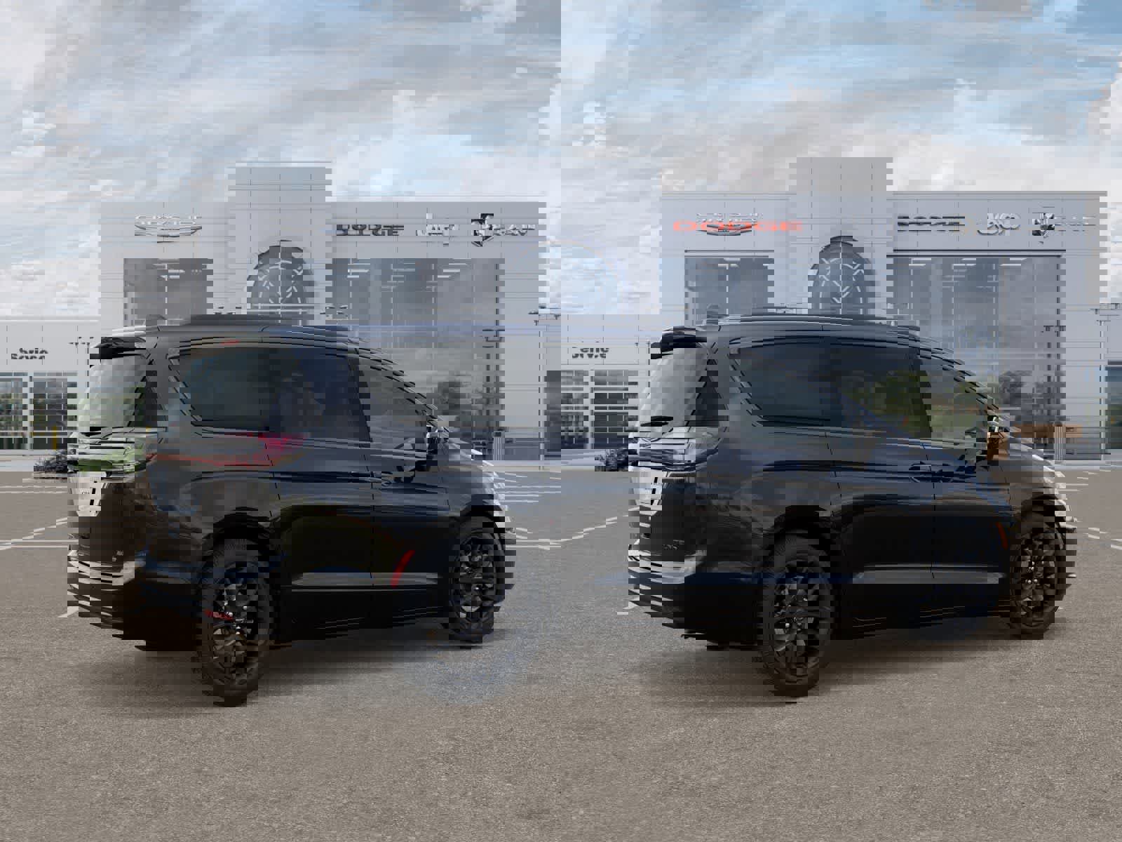 Used 2026 Chrysler Pacifica Limited w/ S Appearance Package image 4