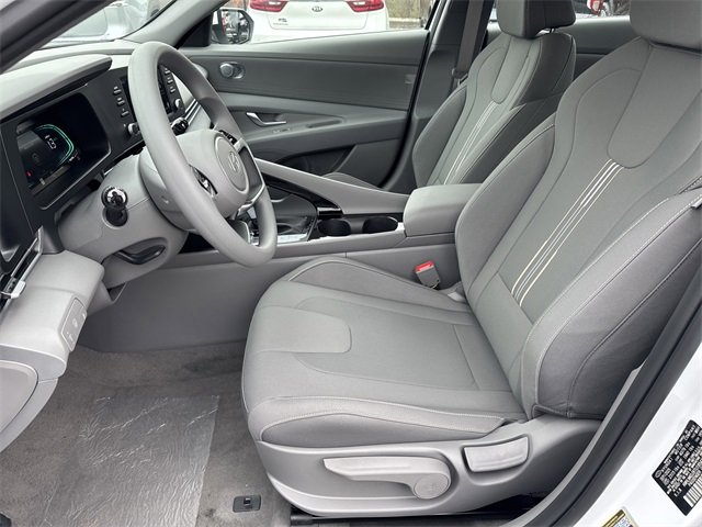 New 2026 Hyundai Elantra Blue image 9