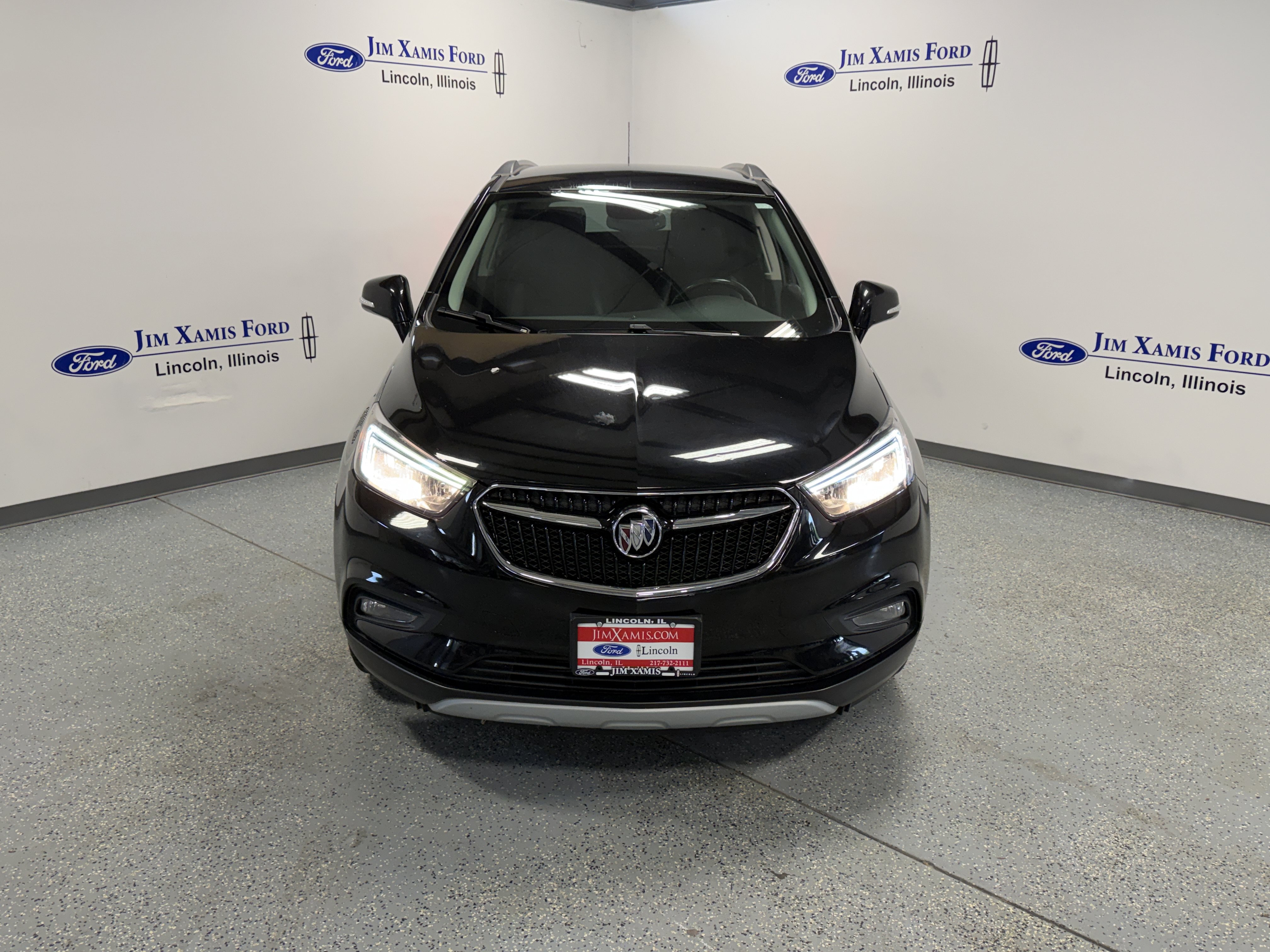 Used 2017 Buick Encore Preferred FWD image 2